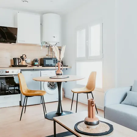 Appartement Le Quai 06 *