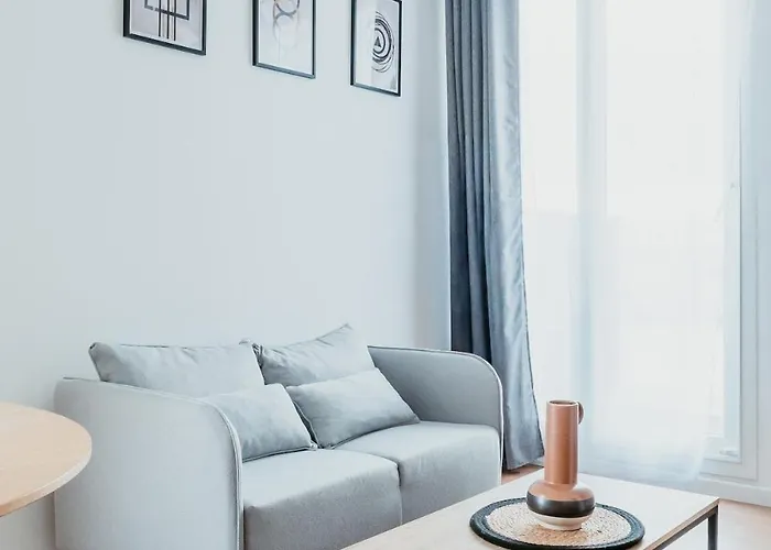 Apartment - Le Quai 06 *