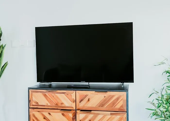 - Le Quai 06 Apartment *