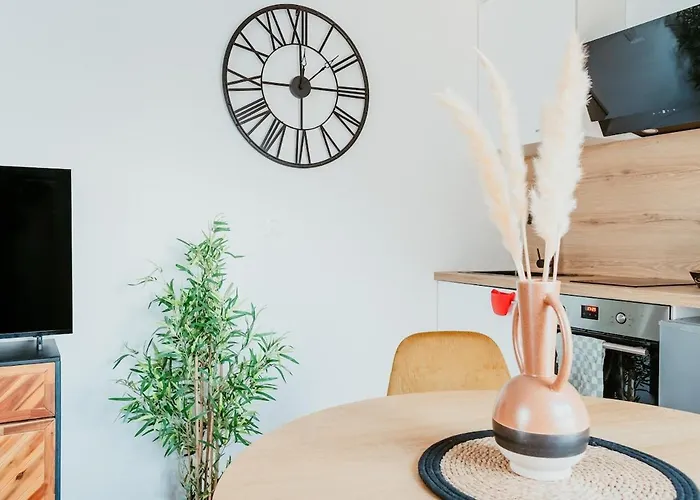 Apartment - Le Quai 06